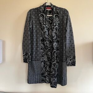 Beyond Threads Black and Gray Cardigan